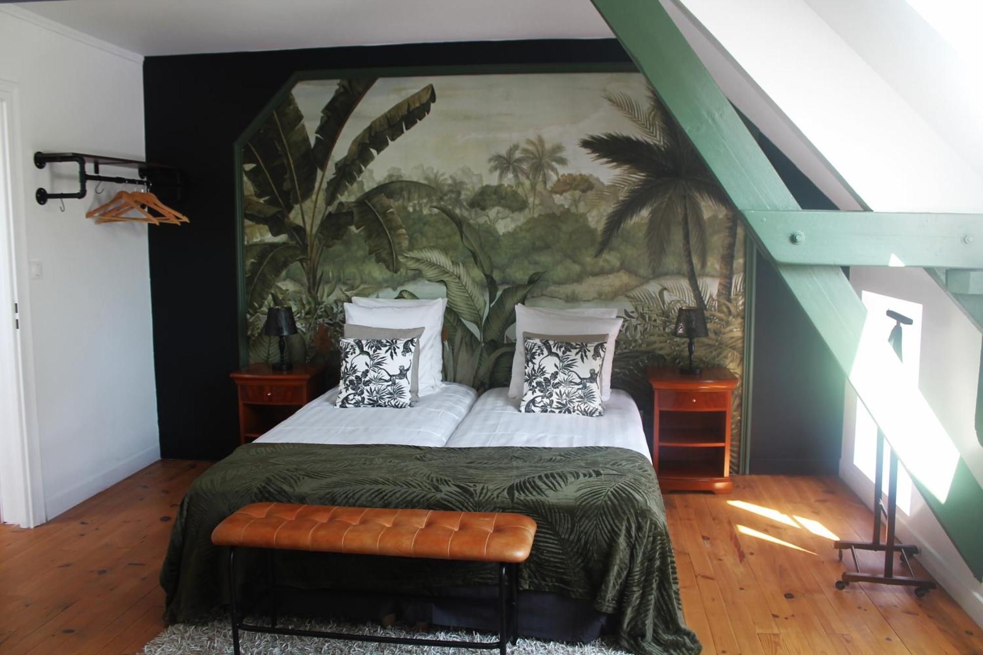 Les 13 Lavoirs D'Antan - Chambre Globe-Trotteur Saint-Pierre-Eglise ภายนอก รูปภาพ